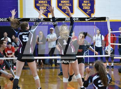 Thumbnail 3 in Assumption vs. Mater Dei (Durango Fall Classic) photogallery.