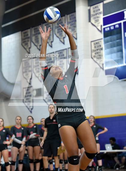 Thumbnail 2 in Assumption vs. Mater Dei (Durango Fall Classic) photogallery.
