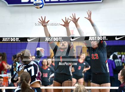 Thumbnail 3 in Assumption vs. Mater Dei (Durango Fall Classic) photogallery.