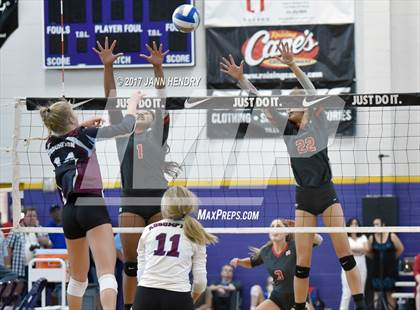Thumbnail 1 in Assumption vs. Mater Dei (Durango Fall Classic) photogallery.