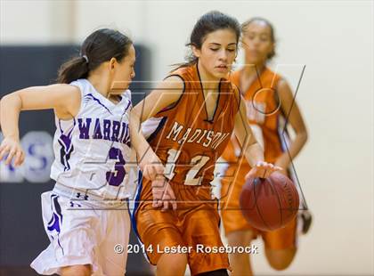 Thumbnail 1 in Madison vs Warren Freshman photogallery.