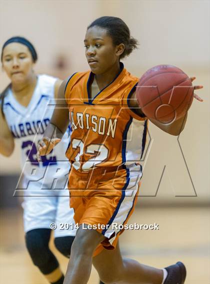 Thumbnail 1 in Madison vs Warren Freshman photogallery.