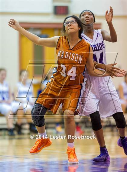 Thumbnail 1 in Madison vs Warren Freshman photogallery.
