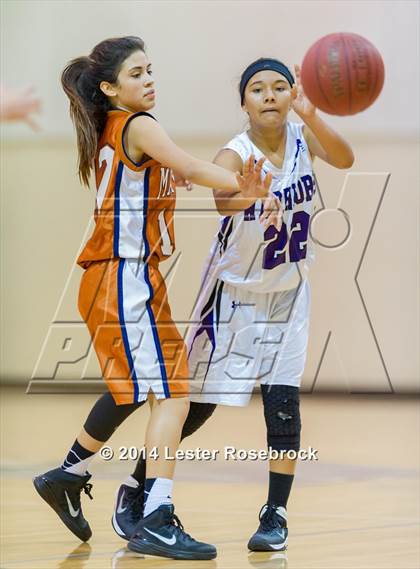 Thumbnail 3 in Madison vs Warren Freshman photogallery.