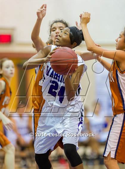 Thumbnail 1 in Madison vs Warren Freshman photogallery.
