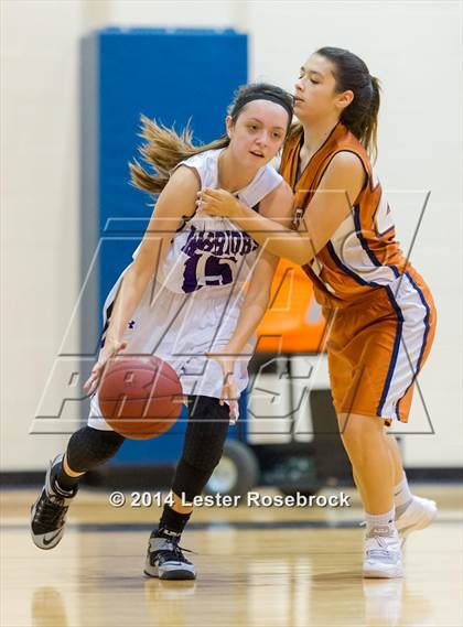 Thumbnail 3 in Madison vs Warren Freshman photogallery.