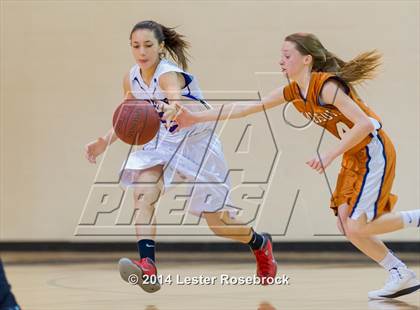 Thumbnail 2 in Madison vs Warren Freshman photogallery.