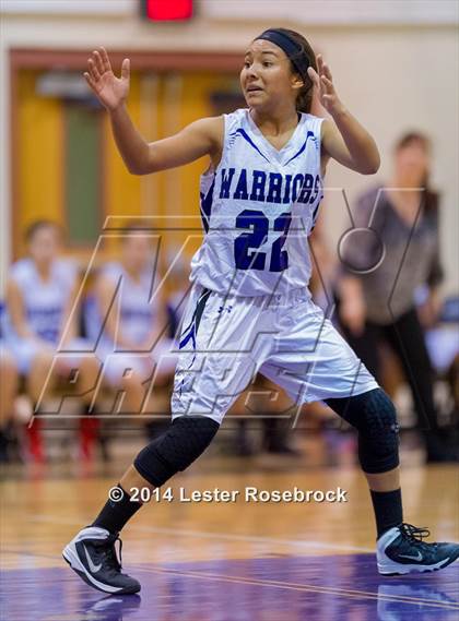 Thumbnail 3 in Madison vs Warren Freshman photogallery.