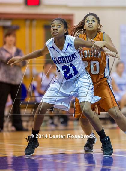 Thumbnail 2 in Madison vs Warren Freshman photogallery.