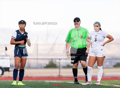 Thumbnail 3 in Flintridge Sacred Heart vs West Ranch  photogallery.
