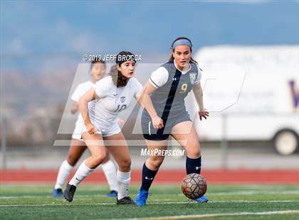 Thumbnail 3 in Flintridge Sacred Heart vs West Ranch  photogallery.