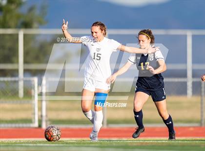 Thumbnail 2 in Flintridge Sacred Heart vs West Ranch  photogallery.