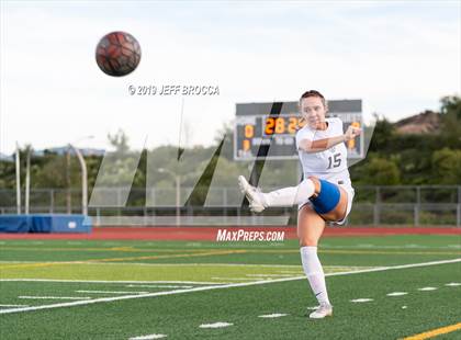 Thumbnail 1 in Flintridge Sacred Heart vs West Ranch  photogallery.