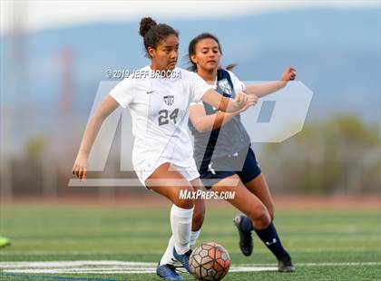 Thumbnail 3 in Flintridge Sacred Heart vs West Ranch  photogallery.