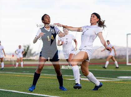Thumbnail 1 in Flintridge Sacred Heart vs West Ranch  photogallery.