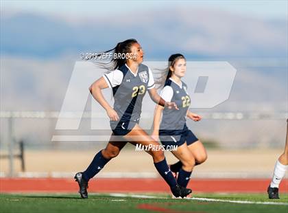Thumbnail 1 in Flintridge Sacred Heart vs West Ranch  photogallery.