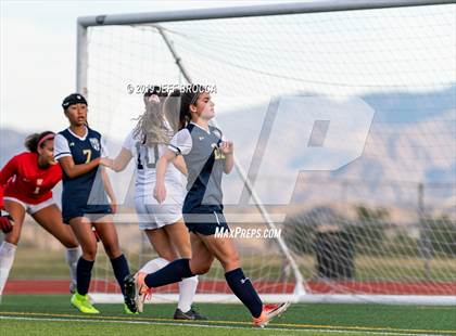 Thumbnail 3 in Flintridge Sacred Heart vs West Ranch  photogallery.