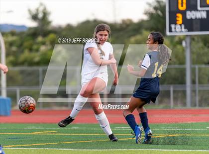 Thumbnail 1 in Flintridge Sacred Heart vs West Ranch  photogallery.