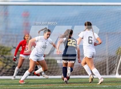 Thumbnail 3 in Flintridge Sacred Heart vs West Ranch  photogallery.