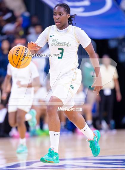 Thumbnail 1 in Lowndes vs Grayson (GHSA 7A Final Four) photogallery.