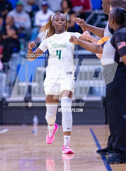 Thumbnail 2 in Lowndes vs Grayson (GHSA 7A Final Four) photogallery.