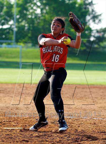Thumbnail 2 in Plainedge vs Island Trees (Section 8 Class A Final - Game 1) photogallery.