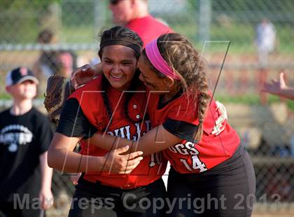 Thumbnail 1 in Plainedge vs Island Trees (Section 8 Class A Final - Game 1) photogallery.
