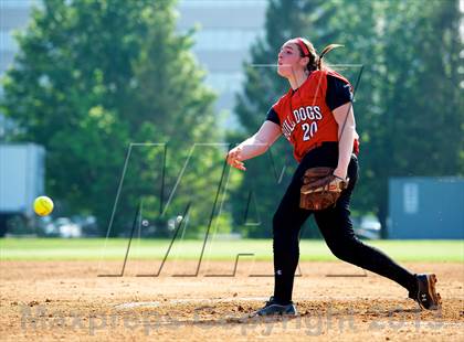 Thumbnail 2 in Plainedge vs Island Trees (Section 8 Class A Final - Game 1) photogallery.