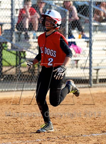 Thumbnail 2 in Plainedge vs Island Trees (Section 8 Class A Final - Game 1) photogallery.