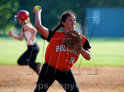 Thumbnail 2 in Plainedge vs Island Trees (Section 8 Class A Final - Game 1) photogallery.