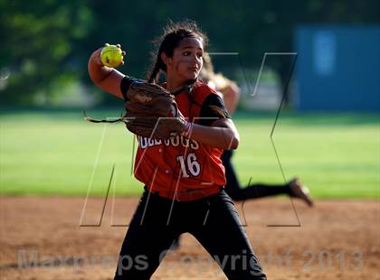Thumbnail 1 in Plainedge vs Island Trees (Section 8 Class A Final - Game 1) photogallery.