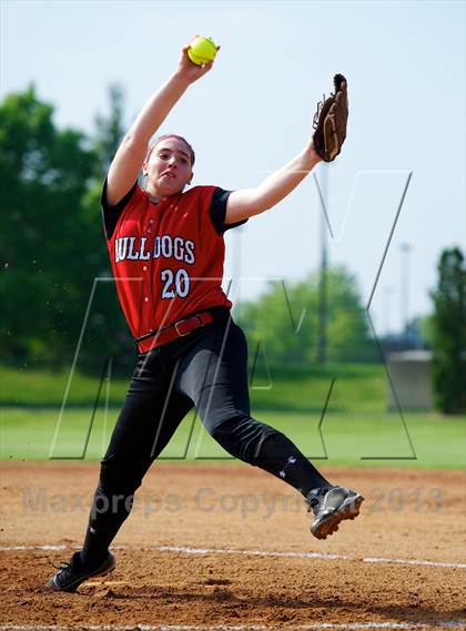 Thumbnail 2 in Plainedge vs Island Trees (Section 8 Class A Final - Game 1) photogallery.