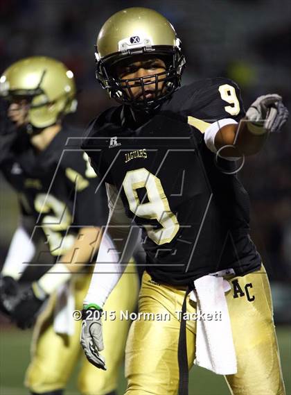 Thumbnail 1 in Hayden vs. Central (KSHSAA 4A D1 Semifinal) photogallery.