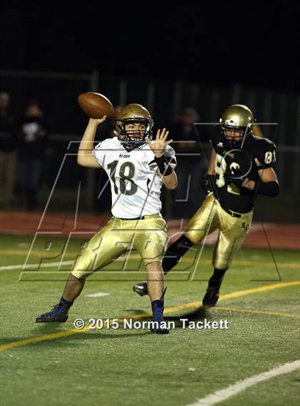Thumbnail 2 in Hayden vs. Central (KSHSAA 4A D1 Semifinal) photogallery.