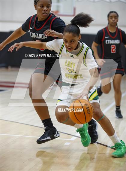 Thumbnail 1 in Ontario Christian @ Etiwanda photogallery.