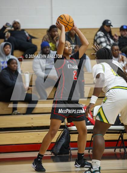 Thumbnail 2 in Ontario Christian @ Etiwanda photogallery.