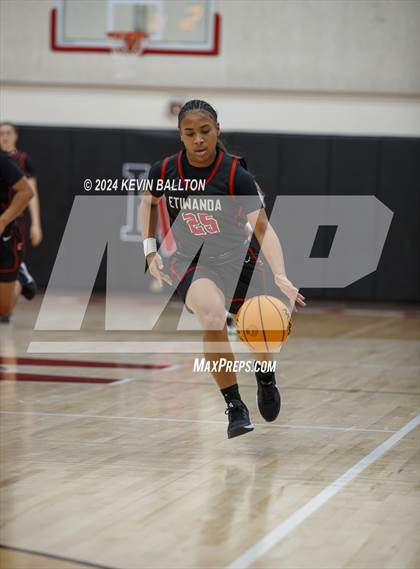 Thumbnail 2 in Ontario Christian @ Etiwanda photogallery.