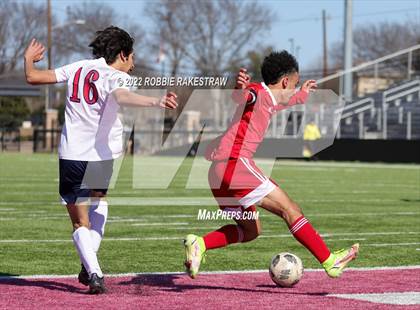 Thumbnail 2 in Terrell vs. Life Waxahachie (Terrell Winter Classic) photogallery.