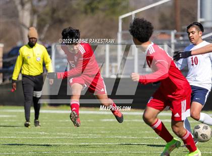 Thumbnail 2 in Terrell vs. Life Waxahachie (Terrell Winter Classic) photogallery.