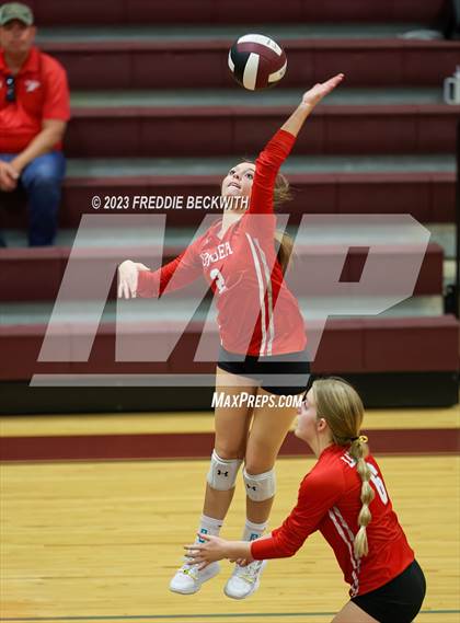 Thumbnail 1 in Ponder @ Whitesboro photogallery.
