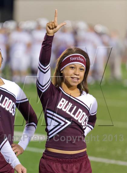 Thumbnail 2 in Sabinal vs. La Pryor (UIL 1A D2 Region 4 Regional Playoffs) photogallery.