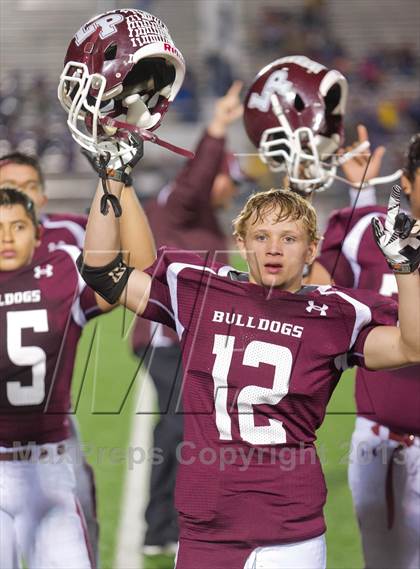 Thumbnail 1 in Sabinal vs. La Pryor (UIL 1A D2 Region 4 Regional Playoffs) photogallery.