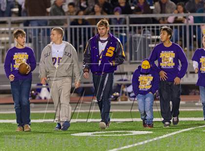 Thumbnail 2 in Sabinal vs. La Pryor (UIL 1A D2 Region 4 Regional Playoffs) photogallery.