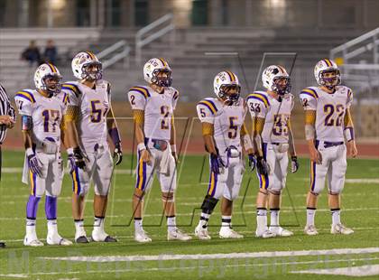 Thumbnail 3 in Sabinal vs. La Pryor (UIL 1A D2 Region 4 Regional Playoffs) photogallery.