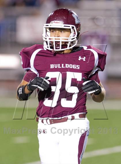 Thumbnail 3 in Sabinal vs. La Pryor (UIL 1A D2 Region 4 Regional Playoffs) photogallery.