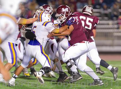 Thumbnail 1 in Sabinal vs. La Pryor (UIL 1A D2 Region 4 Regional Playoffs) photogallery.