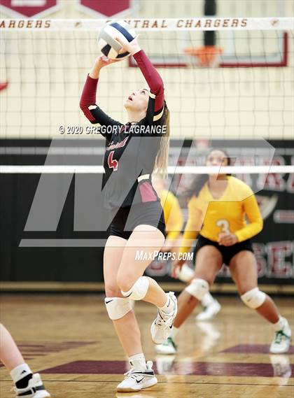 Thumbnail 2 in Birdville vs Keller Central photogallery.