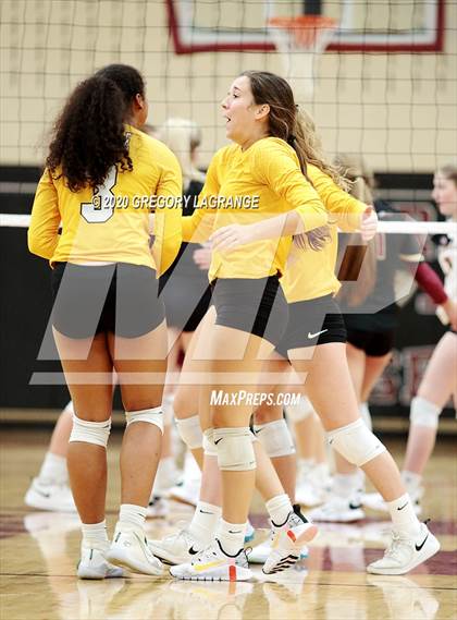 Thumbnail 3 in Birdville vs Keller Central photogallery.