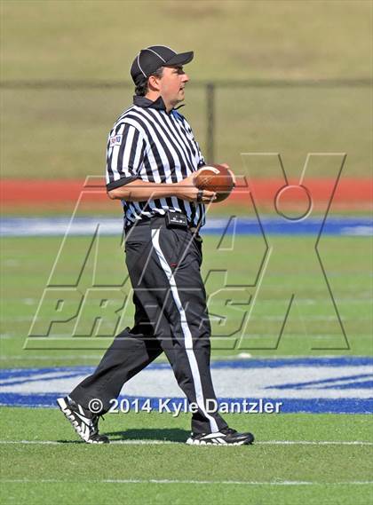 Thumbnail 3 in Kinkaid @ All Saints (SPC Large-School Semifinal) photogallery.