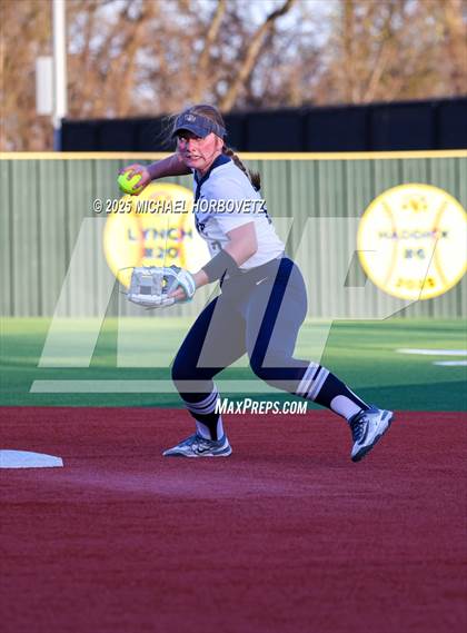 Thumbnail 1 in Lovejoy vs Walnut Grove photogallery.